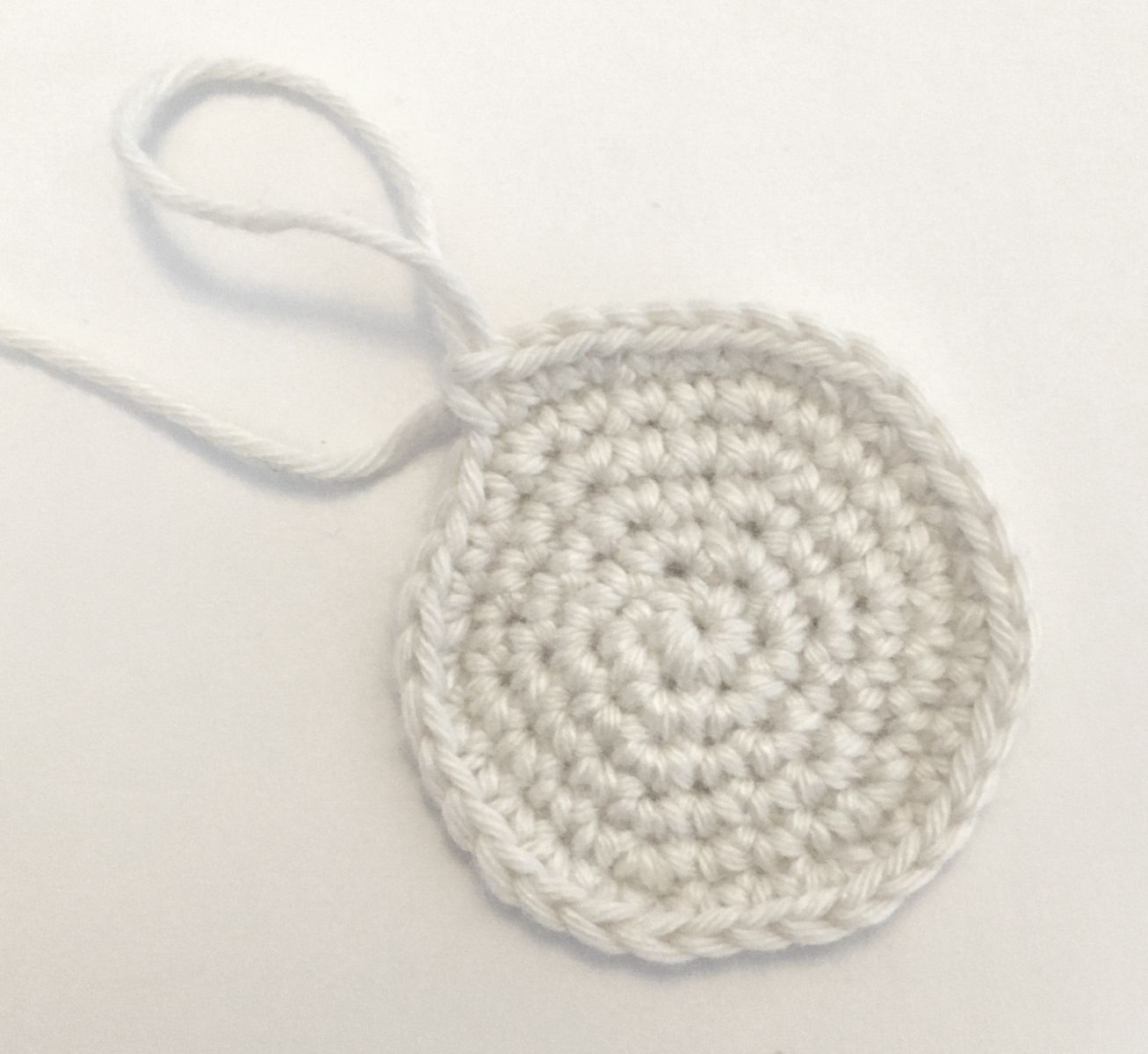 Blog content image for 'Free crochet pattern for a Halloween tealight ghost'